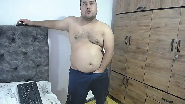 santi hothot online show from September 30, 7:28 pm