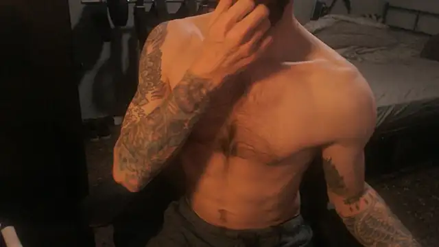 SexxxyLouis online show from March 31, 7:26 pm