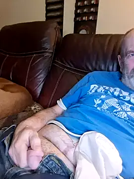 Christian1976a online show from March 16, 5:14 am