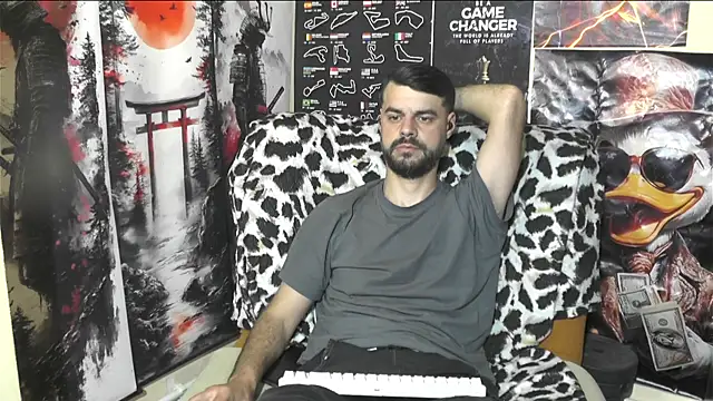 00george online show from April 17, 10:45 pm