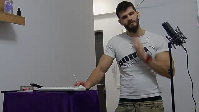 MauroTwin online show from February 9, 5:33 pm