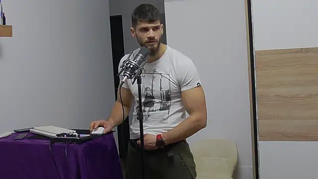 MauroTwin online show from February 3, 5:46 pm