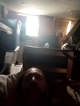 trucker1979 online show from March 25, 8:24 pm