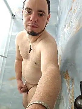 latinoflpr online show from February 28, 3:49 am