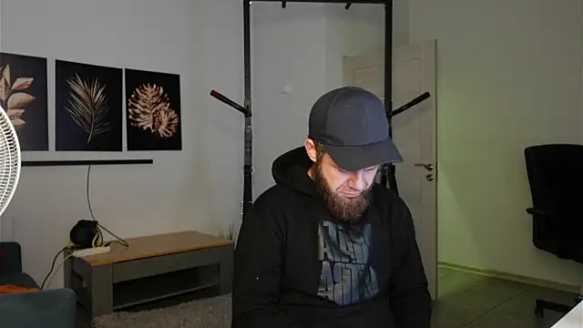 Tommy Burnz online show from November 19, 6:46 am