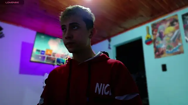 Chris Bennett online show from February 23, 12:04 am