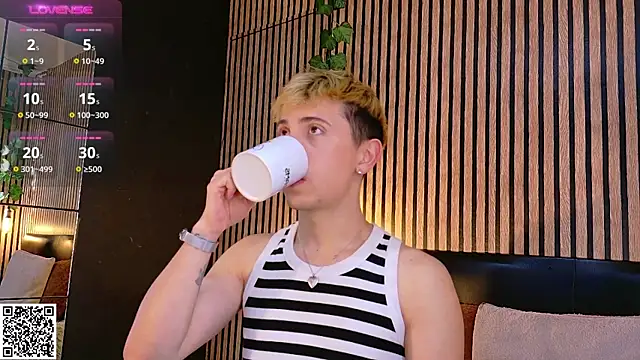 Chris Bennett online show from March 8, 12:50 pm