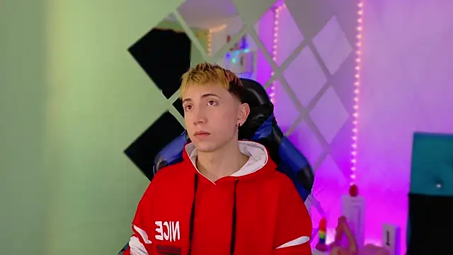 Chris Bennett online show from March 13, 12:35 pm