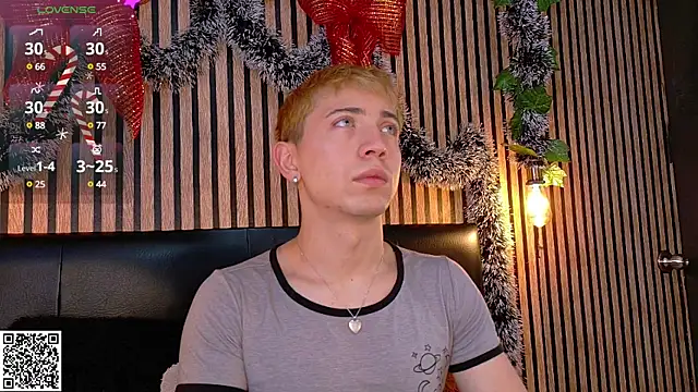 Chris Bennett online show from December 19, 12:45 pm