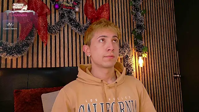 Chris Bennett online show from December 27, 12:23 pm