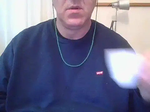 Snapshot of ANONIMO7735 chatting on December 29, 6:14 am ANONIMO7735 online show from December 29, 6:14 am