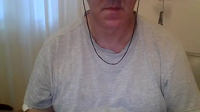 Snapshot of ANONIMO7735 chatting on September 30, 5:13 am ANONIMO7735 online show from September 30, 5:13 am