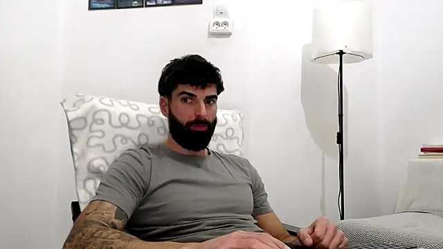 Verycutex online show from January 15, 3:36 pm