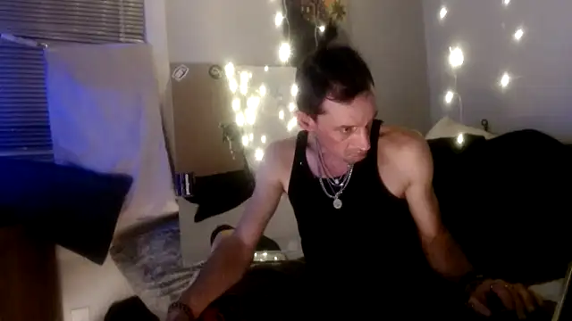 lickthecat online show from November 4, 1:01 pm