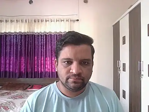 Snapshot of dhruv_love chatting on October 14, 4:19 am dhruv love online show from October 14, 4:19 am