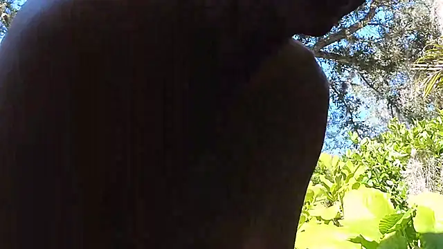 Snapshot of eliberator1777 chatting on February 28, 8:07 pm eliberator1777 online show from February 28, 8:07 pm