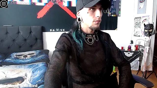 davidroses420 online show from October 8, 8:02 pm