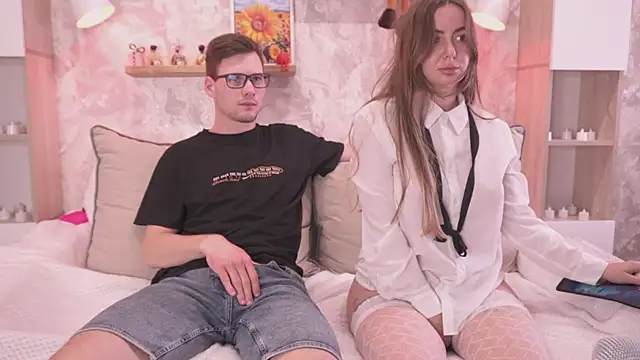 PashaAndMila online show from December 19, 8:28 pm