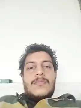 dzboy1994 online show from September 21, 11:32 am