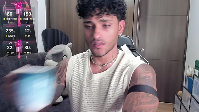 Alessandro Vanni online show from November 8, 2:37 am