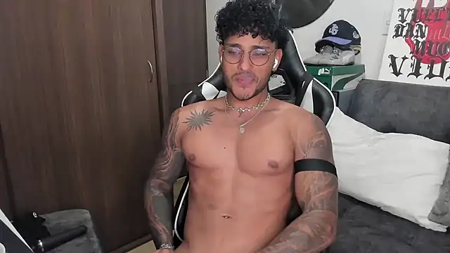 Alessandro Vanni online show from October 2, 1:53 am