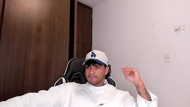 Alessandro Vanni online show from January 24, 12:20 pm