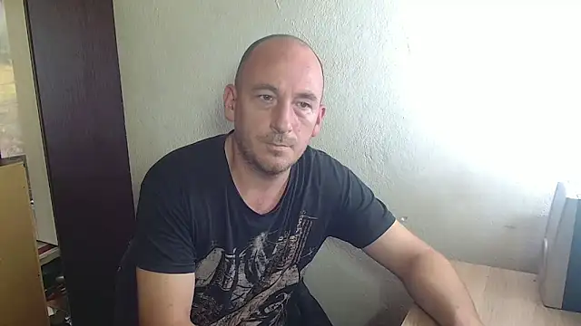 Johan   Barker online show from November 8, 1:03 pm