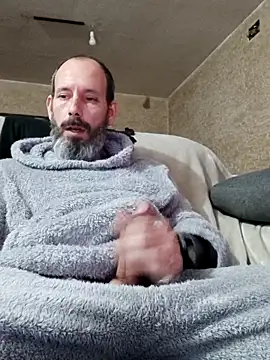 207RCCam online show from February 13, 10:00 pm