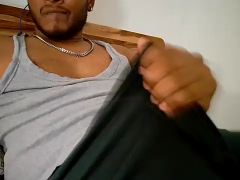 Snapshot of piratess chatting on September 16, 9:15 pm piratess online show from September 16, 9:15 pm