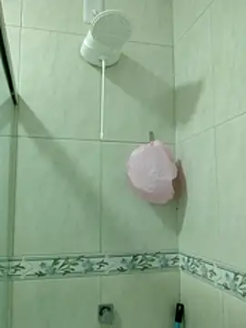 urielpereira online show from November 5, 11:40 pm