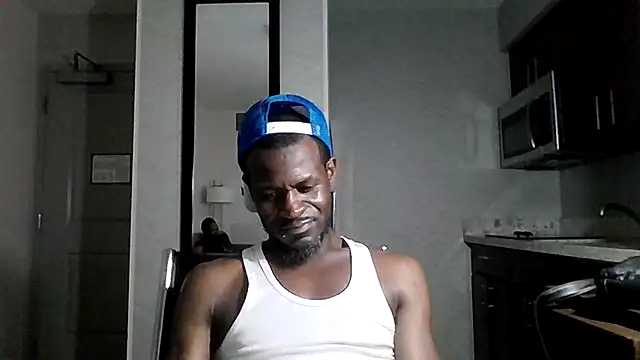 Maculine Stayr online show from April 16, 6:46 am