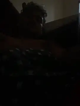 babysharckk online show from February 8, 8:42 pm