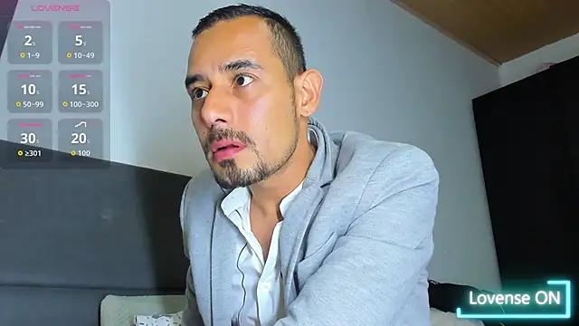 jhonyalzate2 online show from November 25, 2:35 am