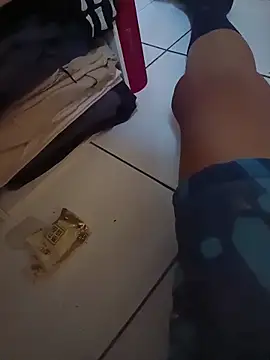 MrRight90 online show from April 19, 11:40 pm