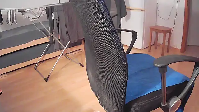 lumpi99 online show from March 6, 4:09 am