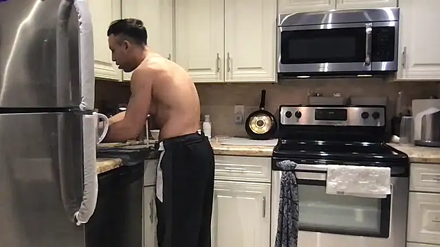 BigGuyMuscle online show from January 31, 8:51 pm