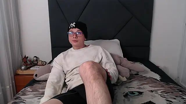 MathewCollin online show from January 28, 1:27 pm