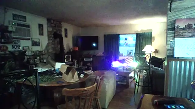 CROSSCOUNTRY1 online show from November 15, 12:51 pm