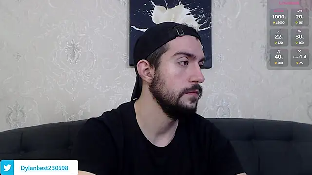 Snapshot of Dylan_Best chatting on December 20, 12:30 am Dylan Best online show from December 20, 12:30 am