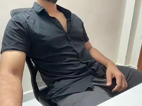 Arjun78877 online show from October 5, 7:18 pm