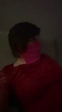 petuletra online show from March 22, 11:43 pm