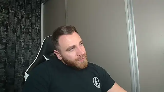 Thori92 online show from February 18, 6:38 pm