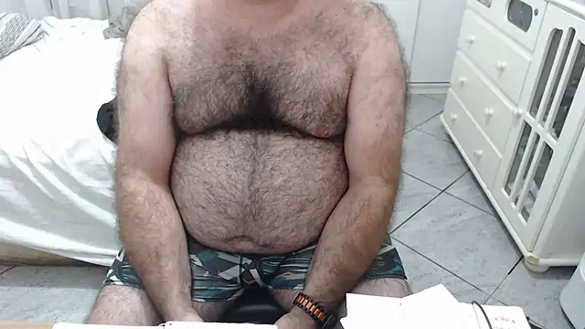 MysterBearMG online show from September 18, 1:18 am