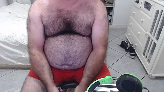 MysterBearMG online show from March 3, 10:07 pm