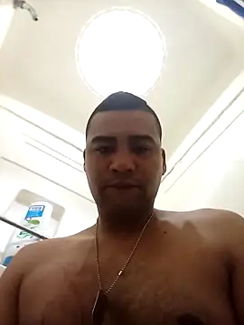 EISONREINA11 online show from October 12, 2:38 am