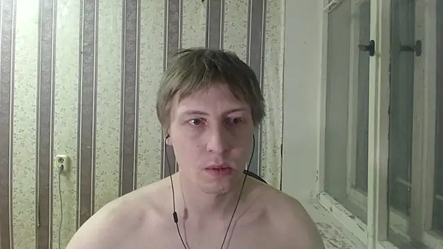 Snapshot of darienlarge chatting on February 14, 6:29 pm darienlarge online show from February 14, 6:29 pm