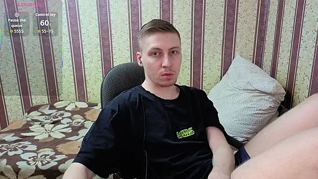 darienlarge online show from January 5, 5:27 pm