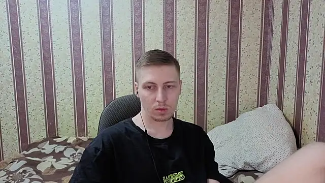 darienlarge online show from January 6, 5:28 pm