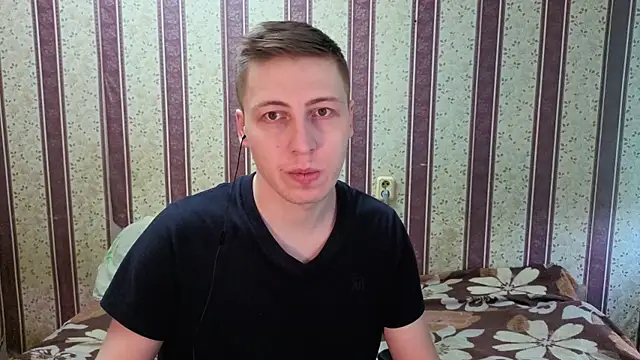 darienlarge online show from January 17, 9:45 am