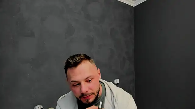 BrianHunts online show from December 24, 6:33 am